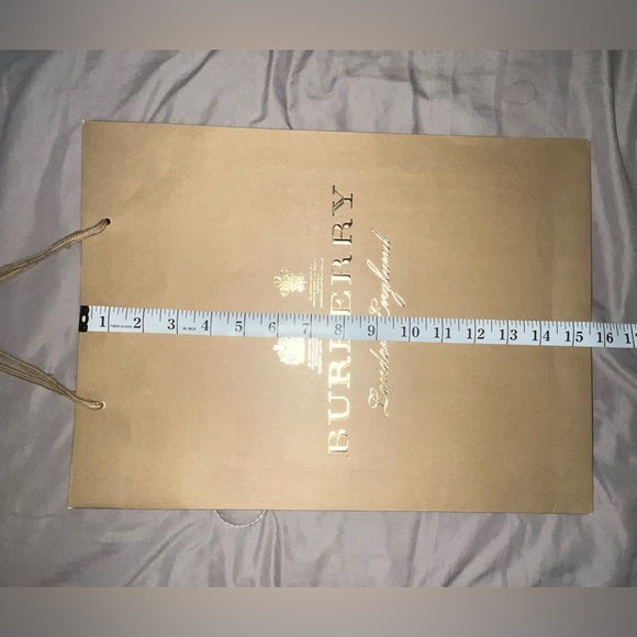 Burberry Store Paper Shopping Gift Bags - NEW CONDITION - 4 Count - Picture 8 of 11